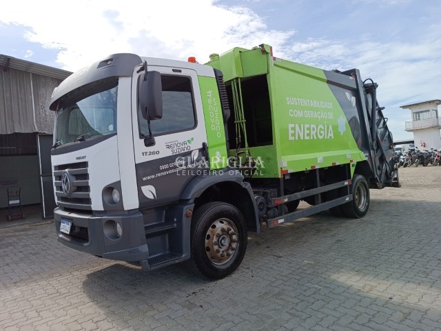VOLKSWAGEN/17.260 CRM 4X2 - F*****2 - 2022 - 2023 - DIESEL